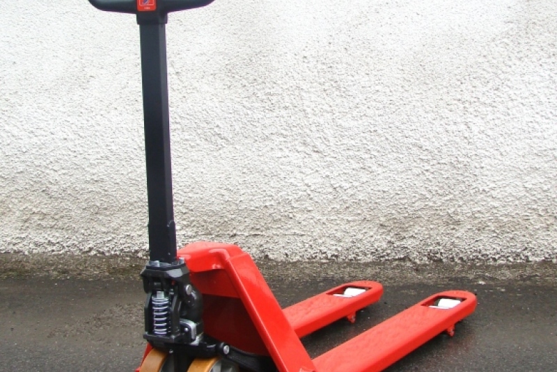 Hand Pallet Trucks / NV23, NV30