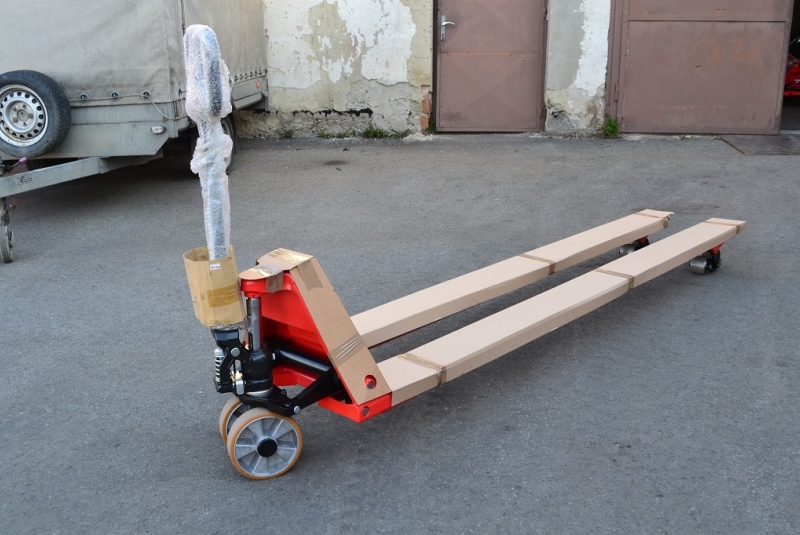 Hand Pallet Trucks / NV 40